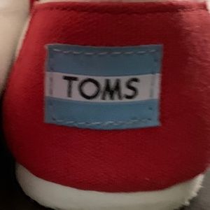 Red and White Canvas TOMS Women's size 8 NWOT
